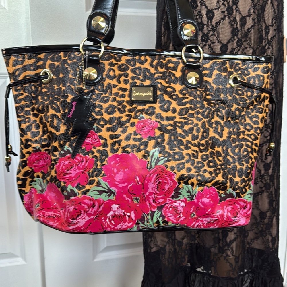 Betseyville Betsey 🐆🌺 Johnson black and pink floral leopard oversized tote purse - Picture 2 of 9